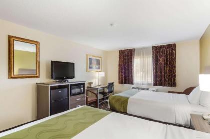 Quality Inn - image 10