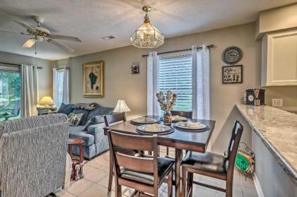 1st-Floor Condo on Golf Course 10 Miles to Beach! - image 7