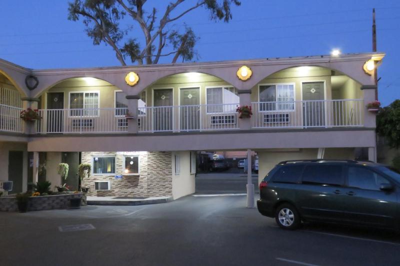 Florentina Motel - Los Angeles - image 5