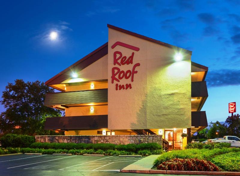 Red Roof Inn Louisville Fair and Expo - image 7