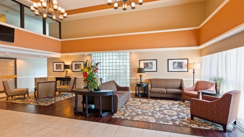 Best Western East Towne Suites - image 7