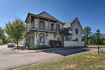 Charming Madison Townhome - 1 Block to Lake!