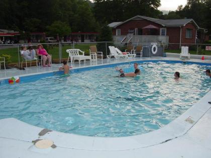 A Holiday motel   maggie Valley maggie Valley North Carolina