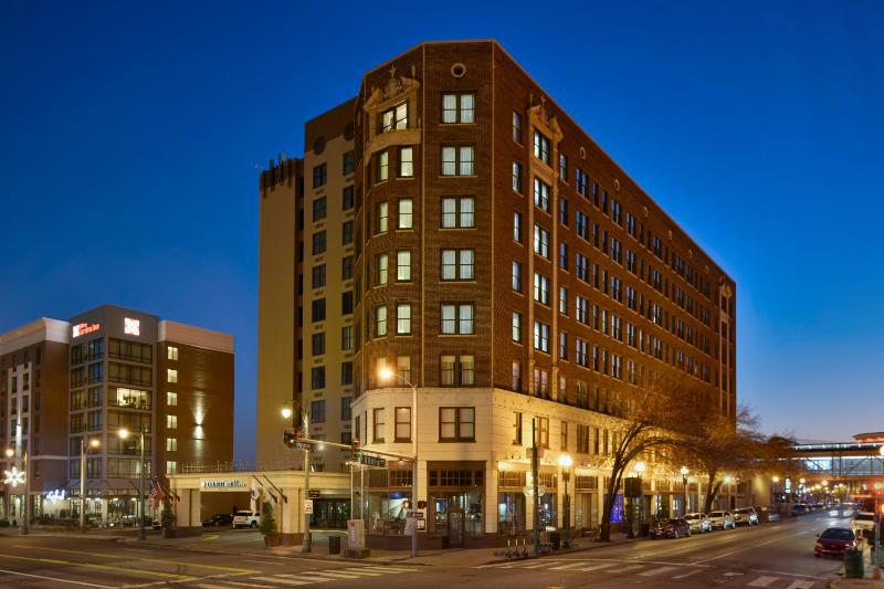 DoubleTree by Hilton Memphis Downtown - main image