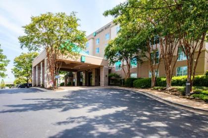 Embassy Suites Memphis - image 9