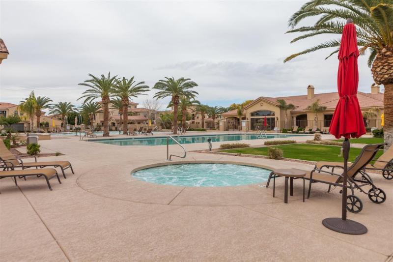 1367 S Country Club Dr #1235 Mesa - image 2