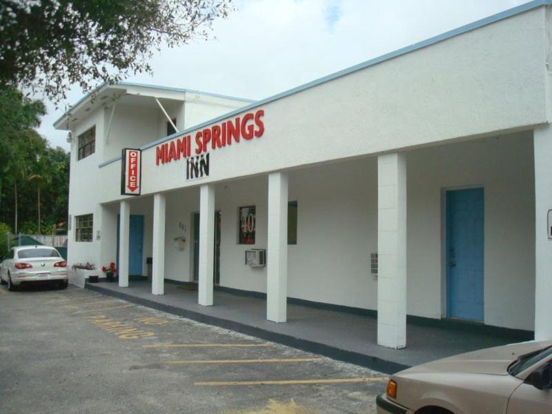 Miami Springs Inn - main image