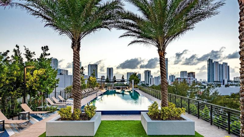 Sentral 1BR Apt in Wynwood - image 6