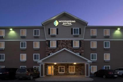 WoodSpring Suites Midland - image 7