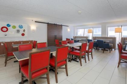 Holiday Inn Express Milwaukee - West Medical Center an IHG Hotel - image 9