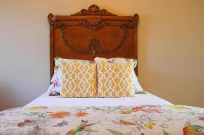 Wild Daisy Farm Bed & Breakfast - image 11