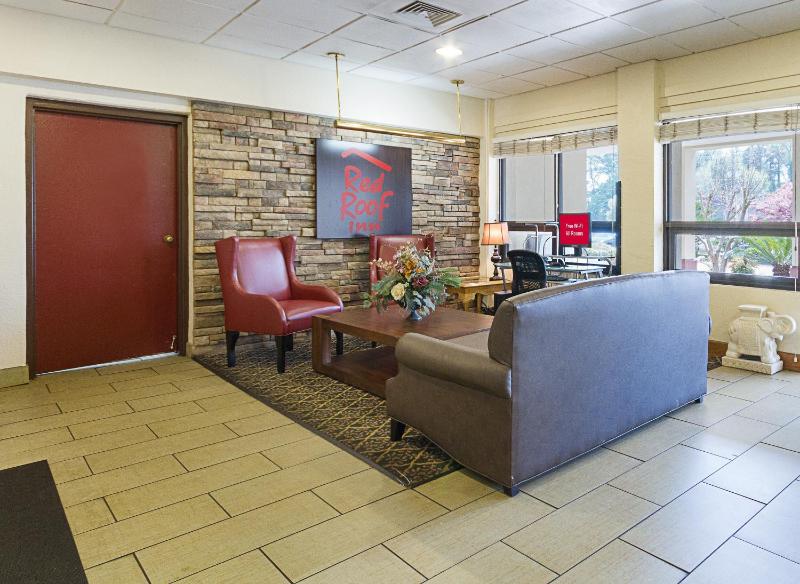 Red Roof Inn Montgomery - Midtown - image 7