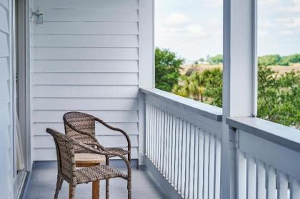 Shem Creek Inn - image 10