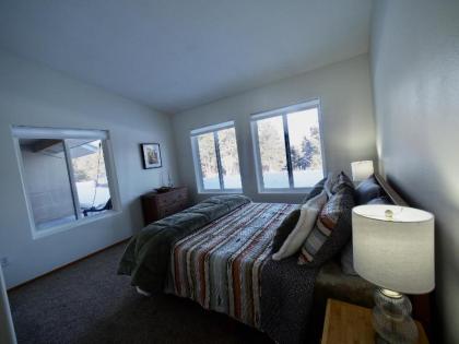 Elk Ridge - 4 bedroom with jaw dropping views residence - image 7