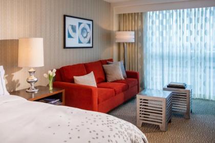 Renaissance Newark Airport Hotel - image 15