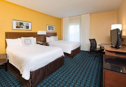 Fairfield Inn & Suites by Marriott Newark Liberty International Airport - image 10