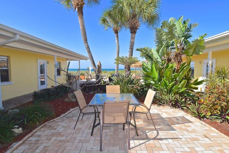 A Beach Retreat on Casey Key - main image