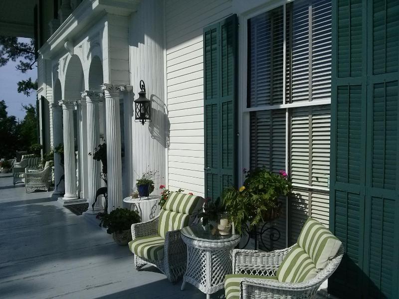 Rosemary Inn Bed & Breakfast - image 4