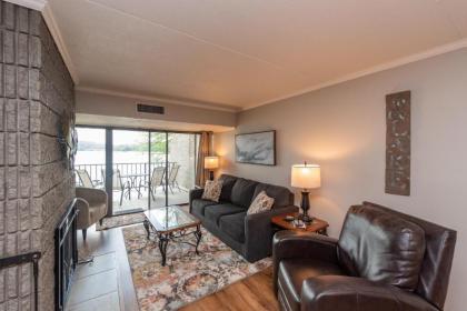 201B - Lakefront One Bedroom Condo with 2 Balconies Peaceful Lake Views! - image 1