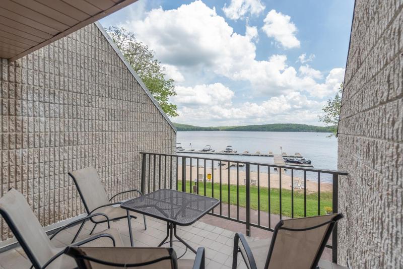 201B - Lakefront One Bedroom Condo with 2 Balconies Peaceful Lake Views! - image 2