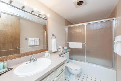 303D - Lakefront 2 Bedroom Condo Close to Indoor Pool & Hot Tub! - image 6