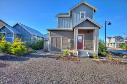 Our Beach Adventure   Oyhut Bay Seaside Village Ocean Shores Washington