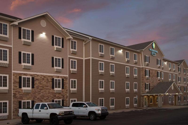 WoodSpring Suites Odessa - image 5