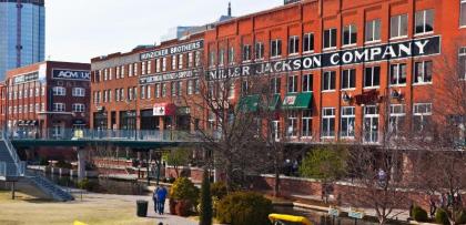 Wyndham Grand Oklahoma City Downtown - image 3