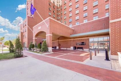 Hilton Garden Inn Oklahoma City/Bricktown - image 13