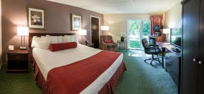 University Inn Academic Suites - image 2