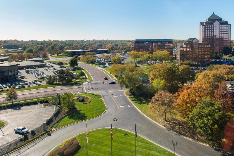 Marriott Kansas City Overland Park - image 6