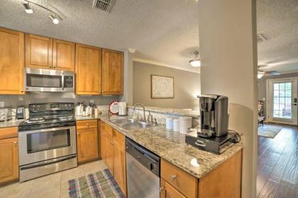 Contemporary Oxford Condo - Walk to Ole Miss! - image 6