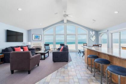 The Beach House! Fantastic Oceanfront Location Gated Community - image 5