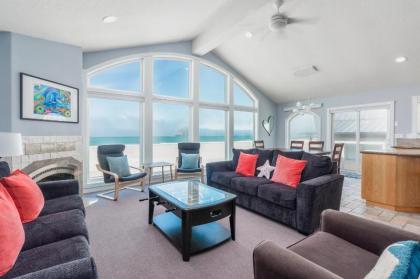 The Beach House! Fantastic Oceanfront Location Gated Community - image 6