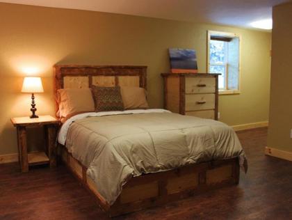 Tahquamenon Suites Lodging - image 5