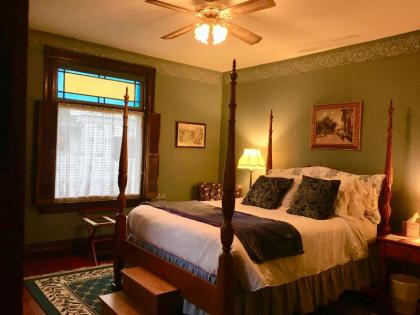 Trimmer House Bed & Breakfast