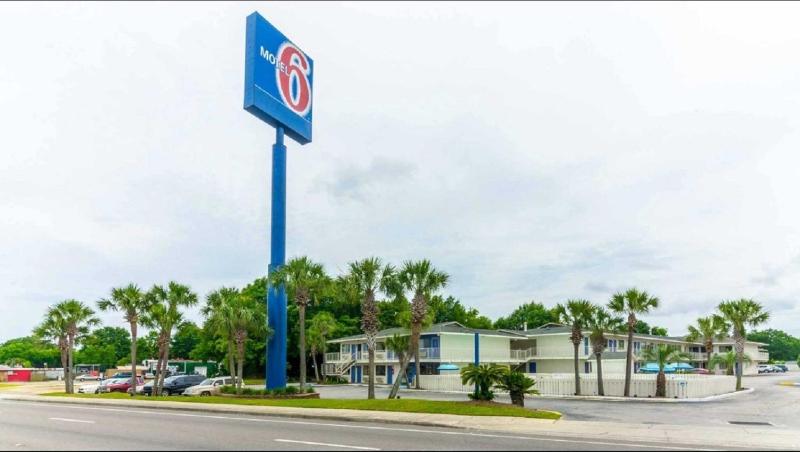 Motel 6 - Pensacola West - main image