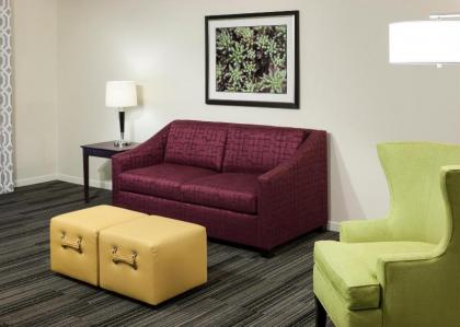 Hampton Inn & Suites Phoenix North/Happy Valley - image 12