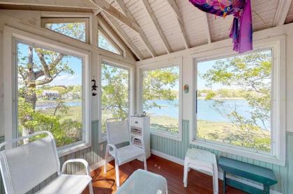 Cottage by the Bay Pocasset