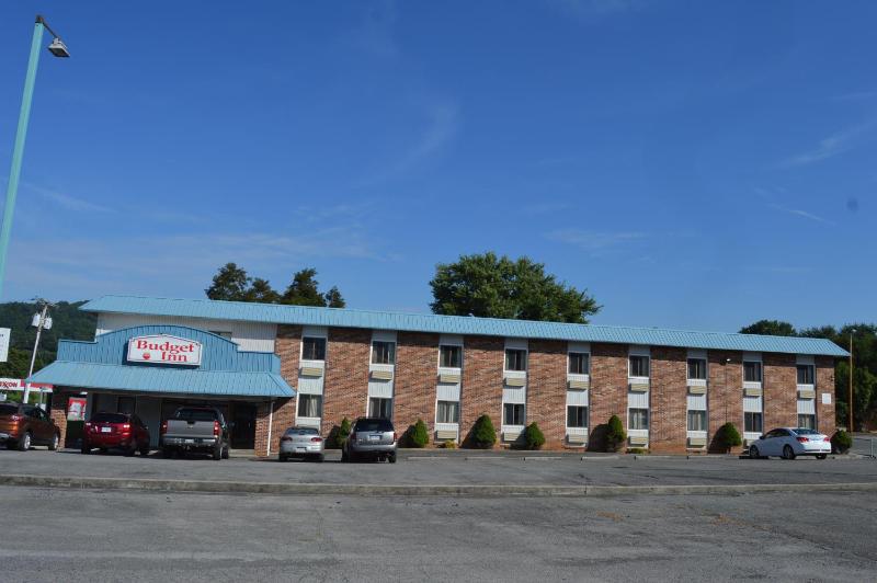 Budget Inn Richlands Claypool Hill - main image