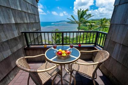 Sealodge E10 oceanfront and updated top floor perfect for honeymoon