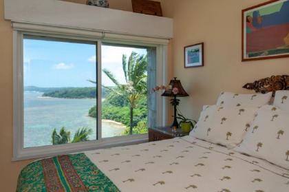 Sealodge E10-oceanfront and updated top floor perfect for honeymoon - image 2