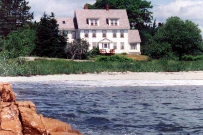 Historic Sea Captains Home on 200 Acre Preserve