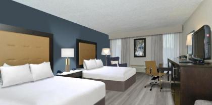 DoubleTree by Hilton Raleigh Midtown NC - image 12