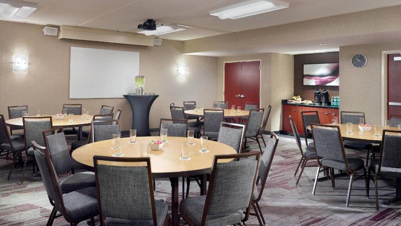 Courtyard by Marriott Raleigh Midtown - image 6