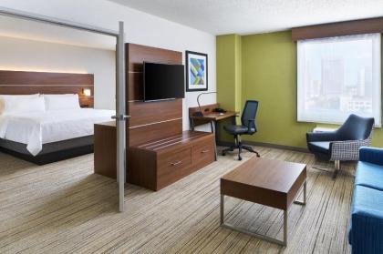 Holiday Inn Express - Richmond Downtown an IHG Hotel - image 11