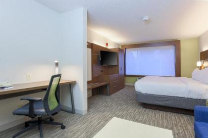 Holiday Inn Express Irondequoit an IHG Hotel - image 11