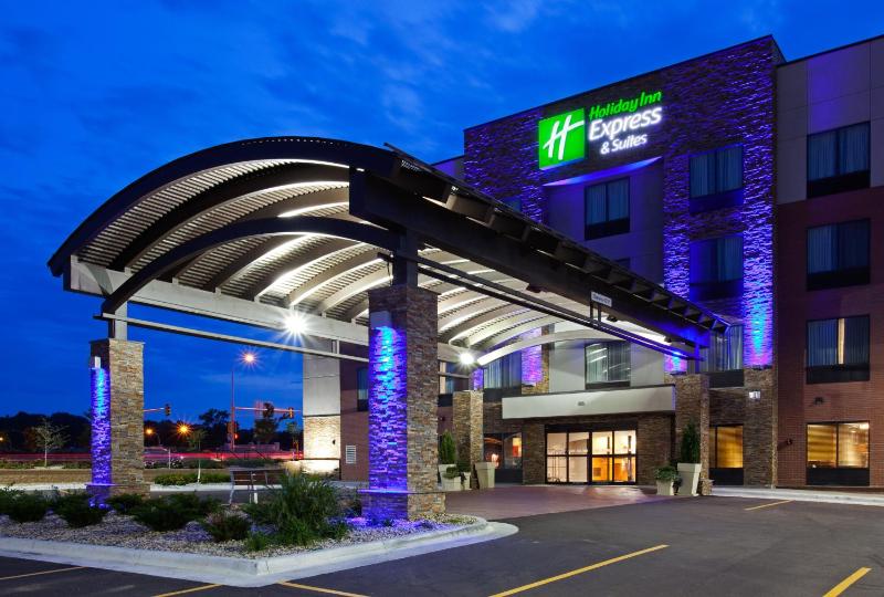 Holiday Inn Express and Suites Rochester West-Medical Center an IHG Hotel - image 5