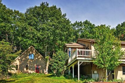 Peaceful Rockport Townhome Less Than 3 Miles to the Ocean!