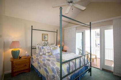 709 Ocean Cottage - One Bedroom House - image 9